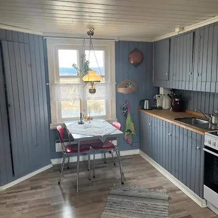 Farm In Cozy At Vestre Kinn Orje