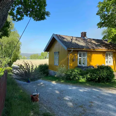 Farm In Cozy At Vestre Kinn Penzion Orje