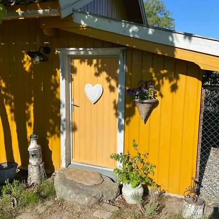 Guest house Farm In Cozy At Vestre Kinn Orje