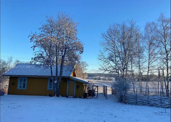 Gjestgiverier Farm In Cozy At Vestre Kinn