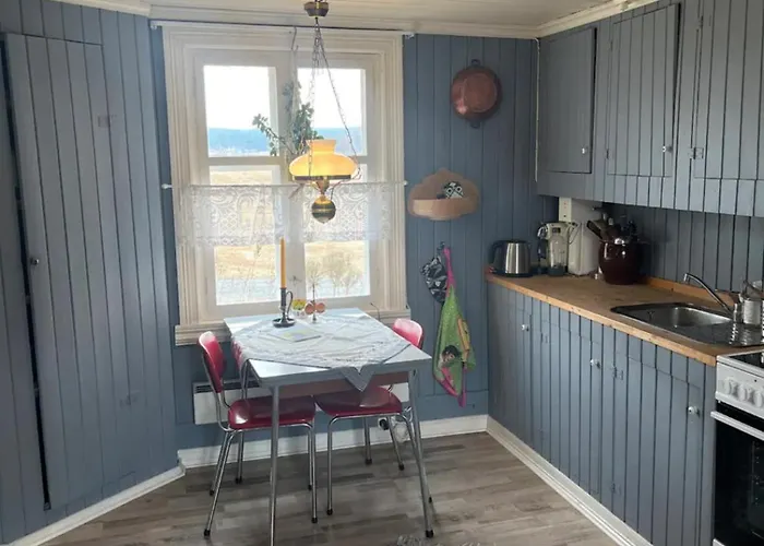 Farm In Cozy At Vestre Kinn Orje
