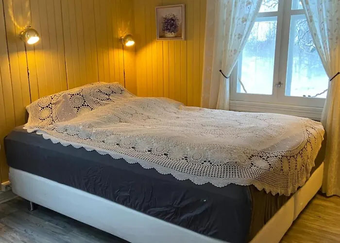 Farm In Cozy At Vestre Kinn Orje