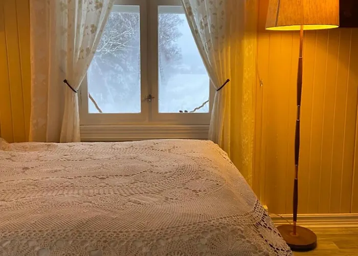 Farm In Cozy At Vestre Kinn Orje